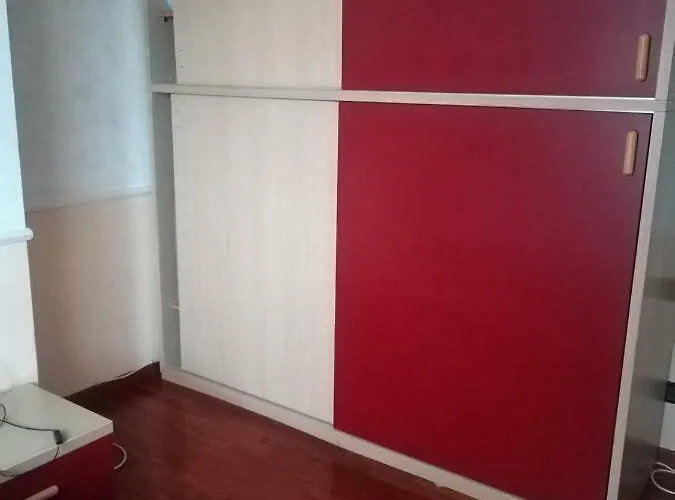 Curti Δωμάτια σε οικογενειακή κατοικία Ρώμη